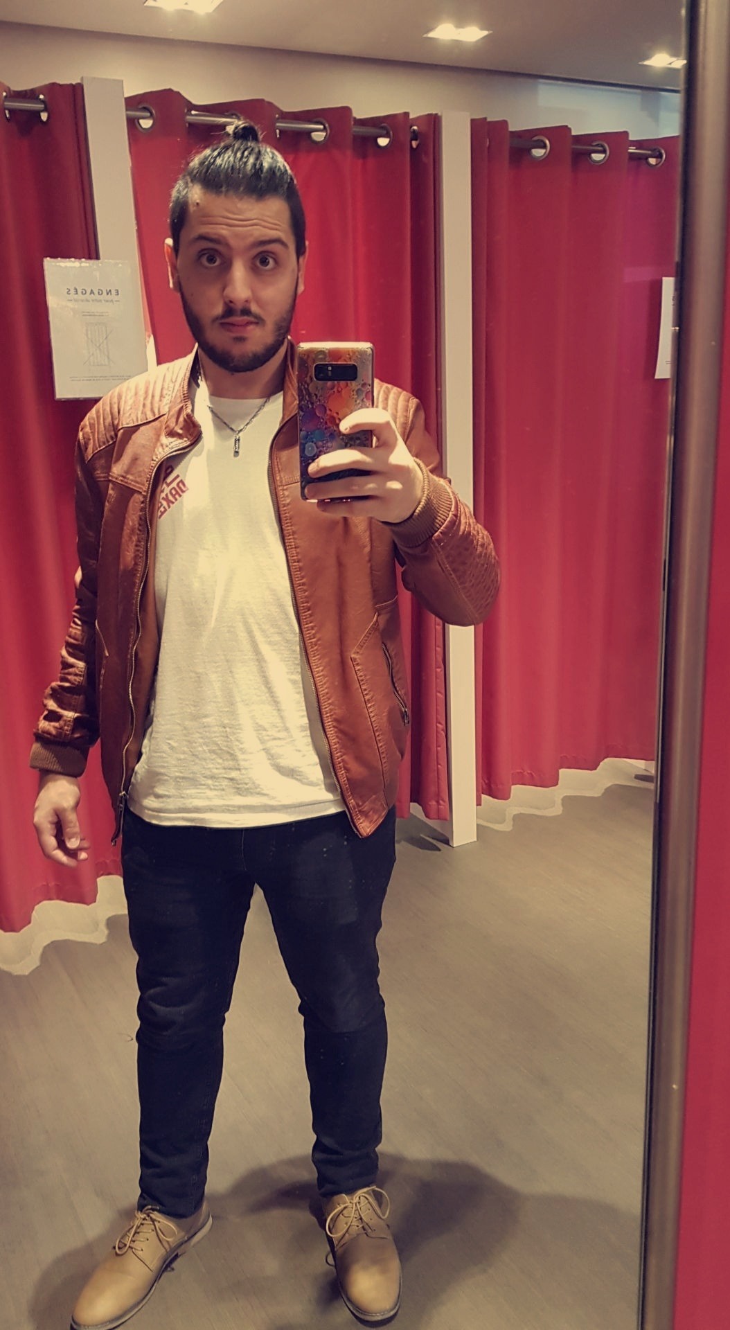 Profil de Dia